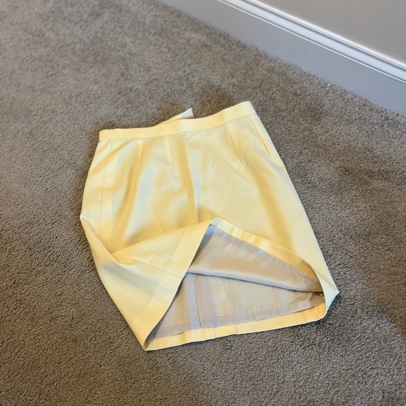 Yellow Blazer and Pants/Skirt Set (3 Piece) - Picture 9 of 9